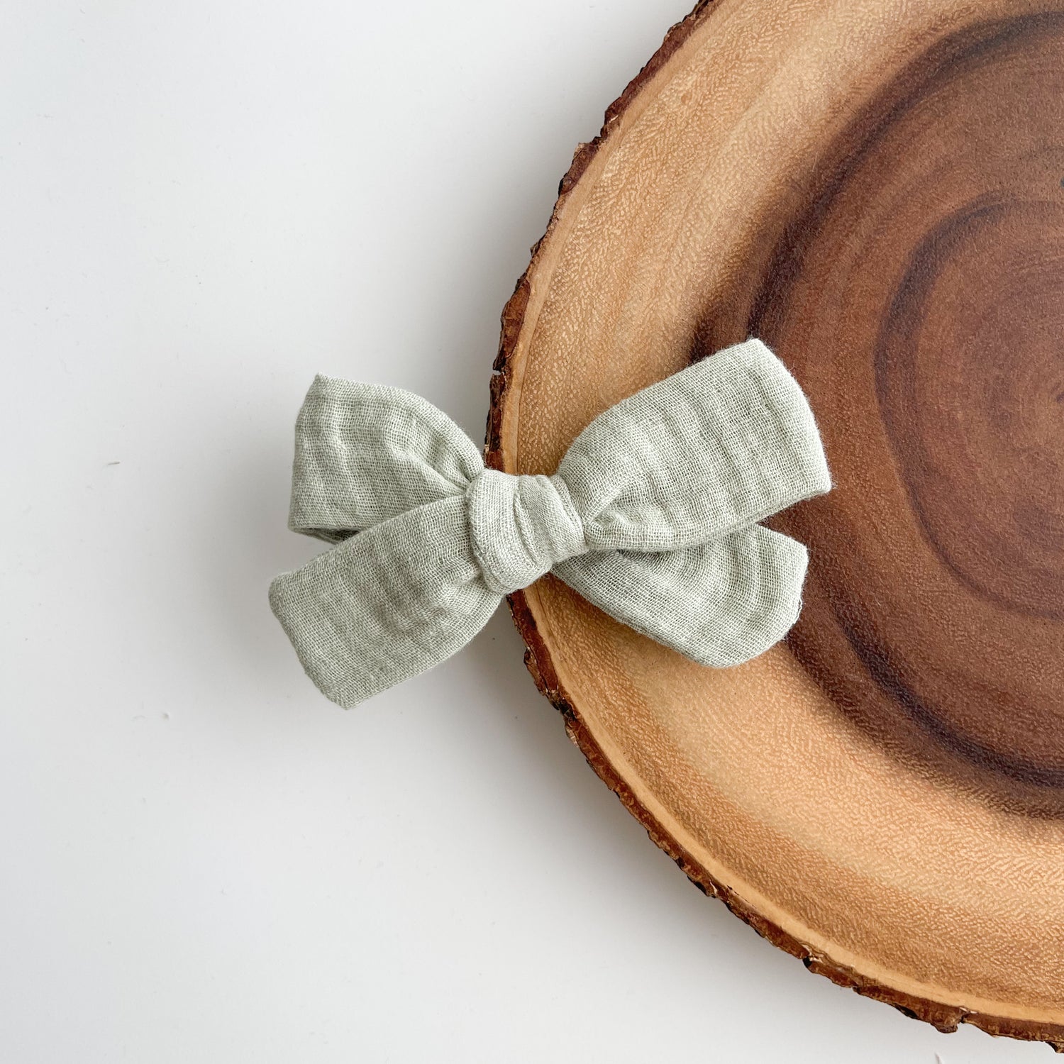 avocado bow